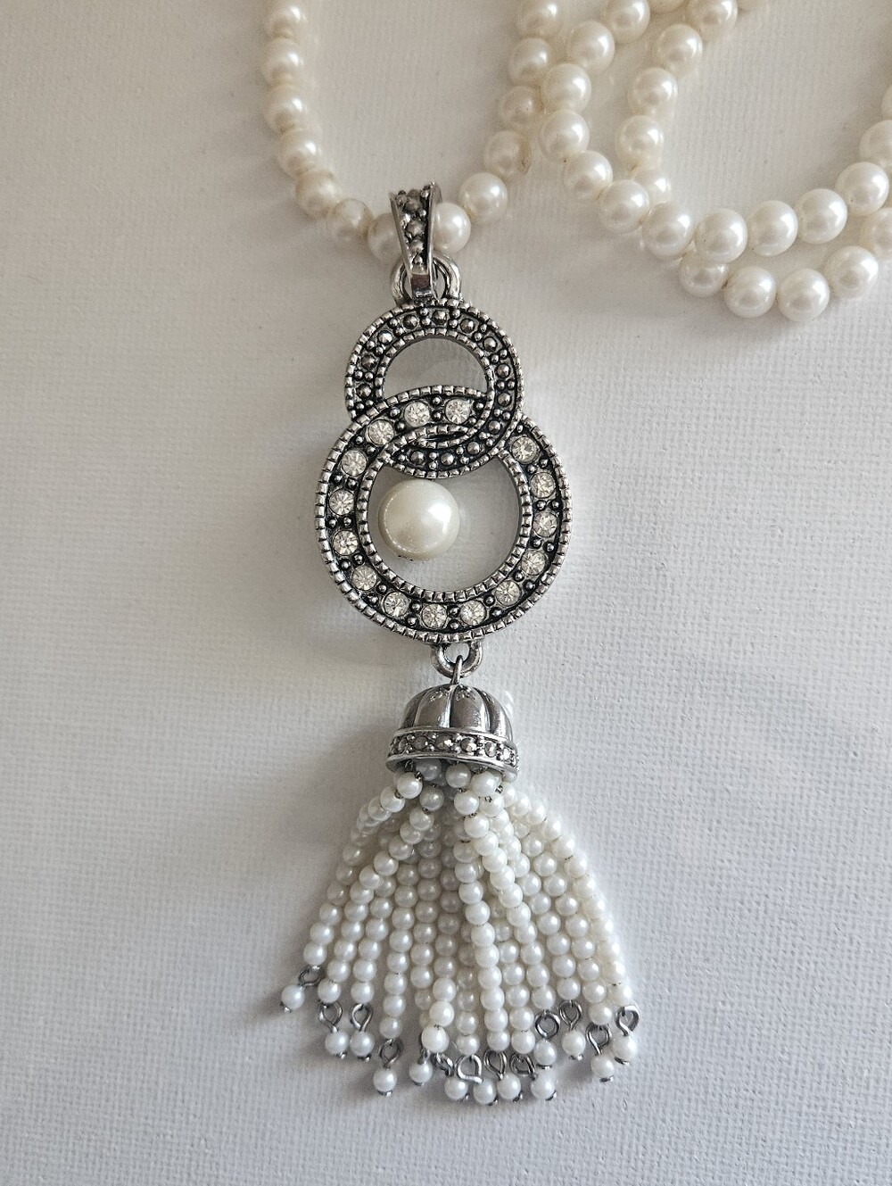 Vintage AVON Café Society Necklace
